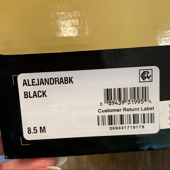 THALIA SODI Alejandra Gold Studded Ankle Booties 8.5 - Picture 10 of 10